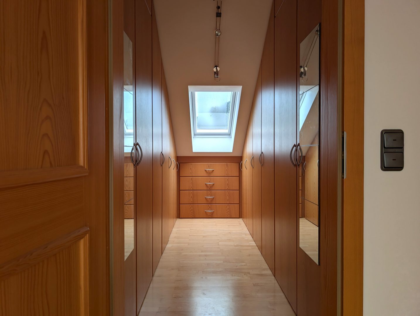 begehbarer Kleiderschrank