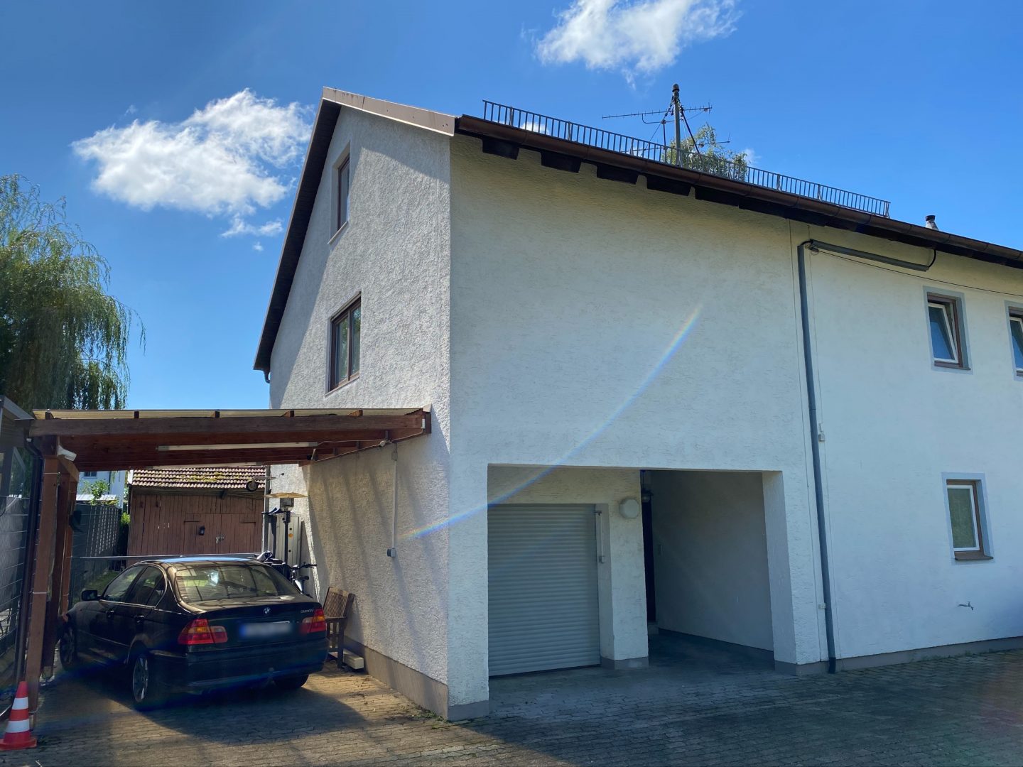 Carport und Garage