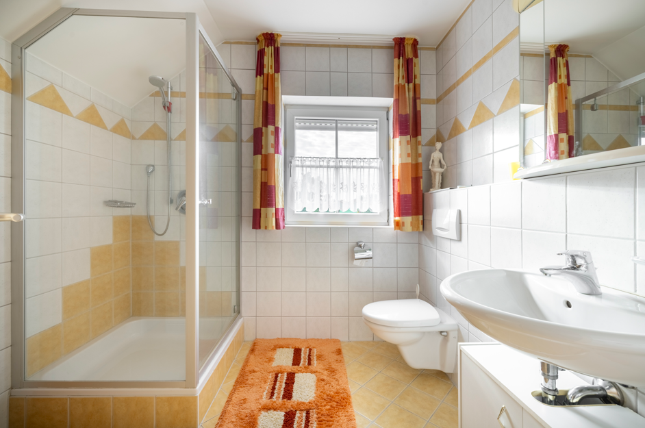 Badezimmer Dachgeschoss