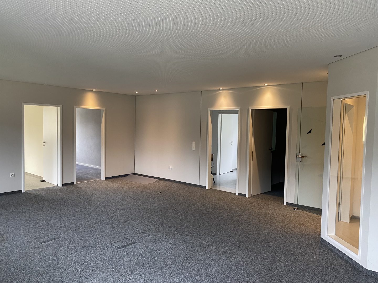 Empfangs- und Eingangsbereich