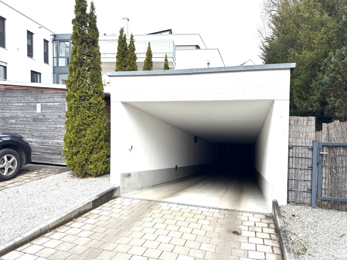 Tiefgaragenzufahrt