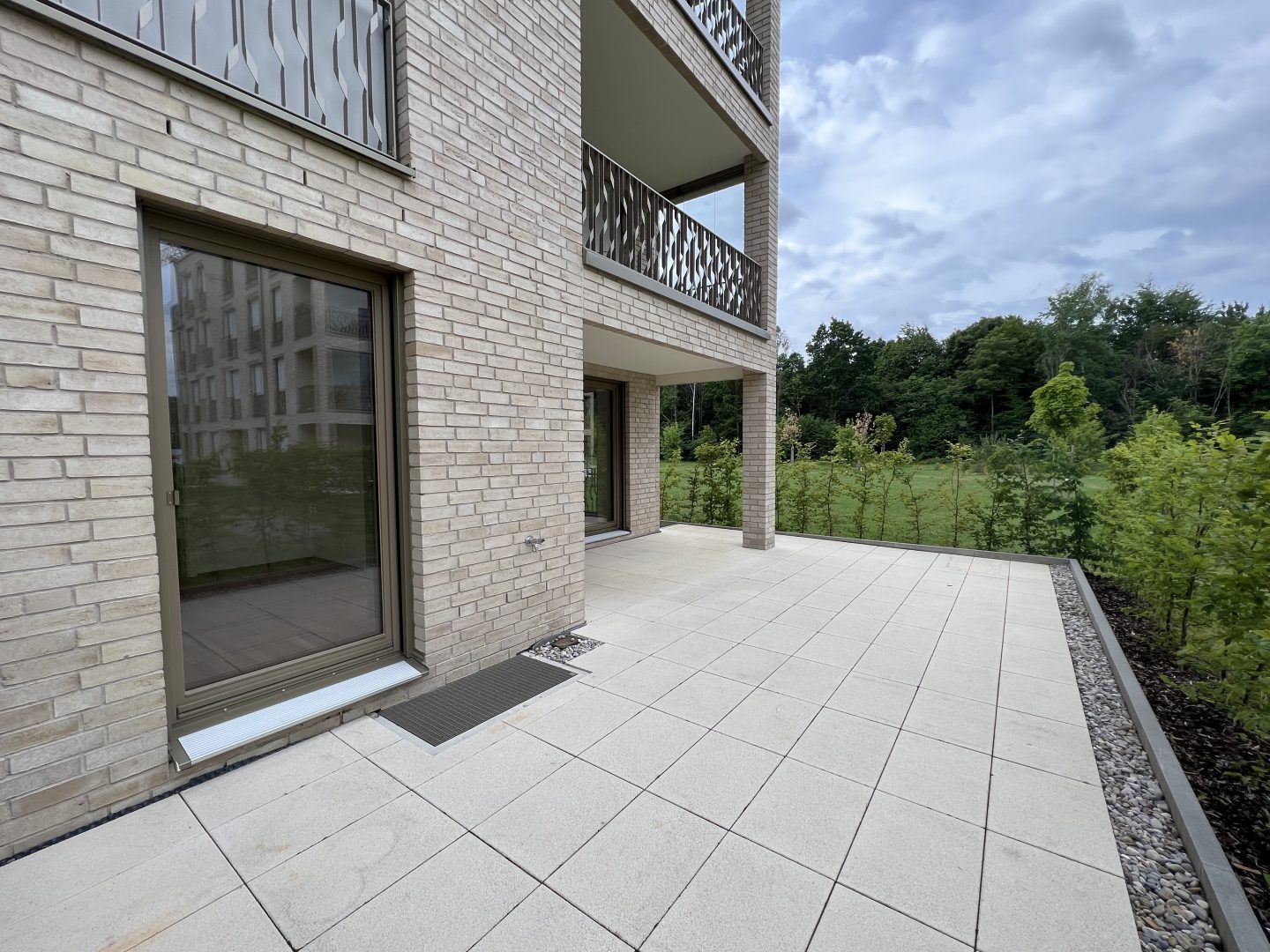 Außenansicht und Terrasse
