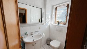 Badezimmer EG