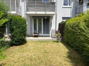 Garten (KI-bearbeitet)