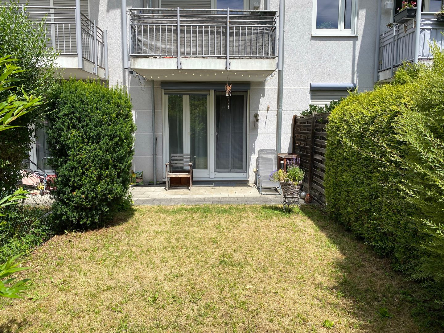 Garten (KI-bearbeitet)
