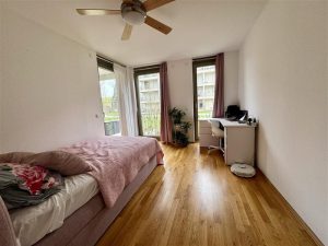 Kinderzimmer/ Büro Erdgeschoss